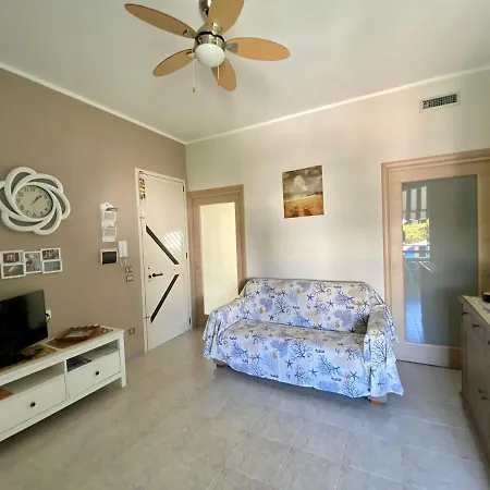 Appartement 50 Passi Dal Mare, House Glory