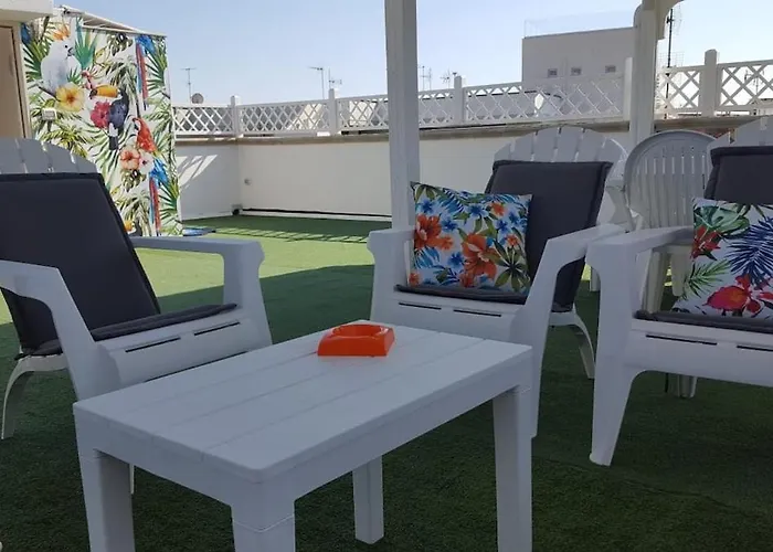 50 Passi Dal Mare, House Glory